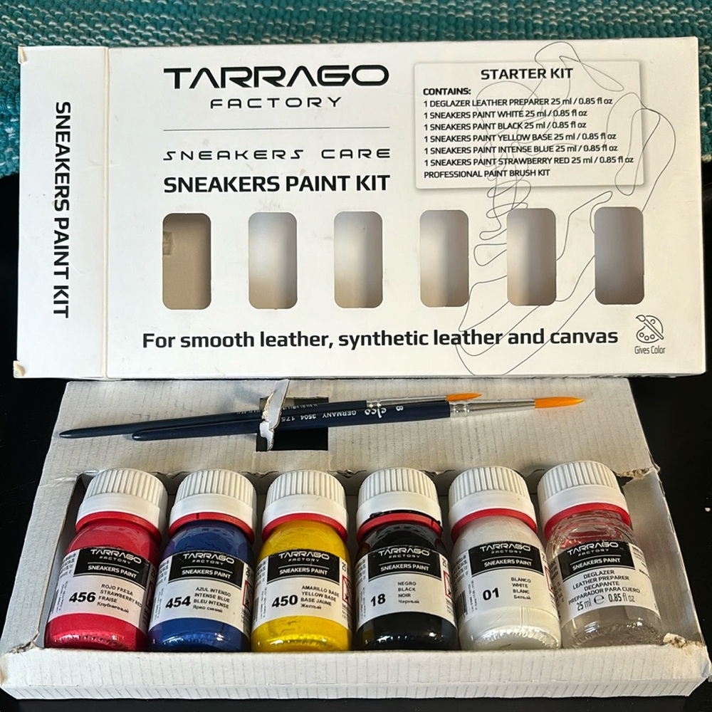 Tarrago Factory Sneakers Paint Starter Kit - only black was used